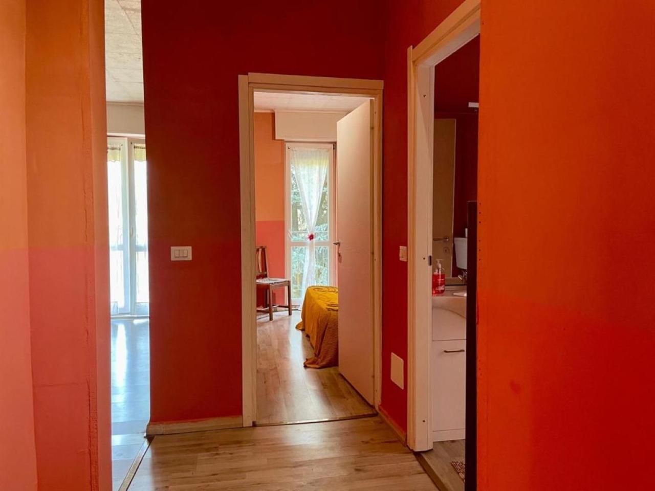 The Orange Housing In โกโม ภายนอก รูปภาพ